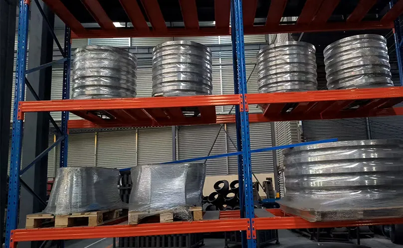 How are flanges welded to pipes?