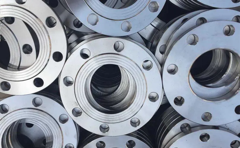 The role of flanges in piping systems and key selection points